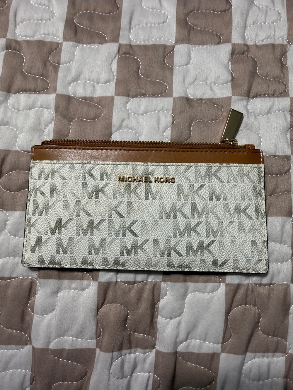 Michael Kors White & Brown Signature Zip Card Case